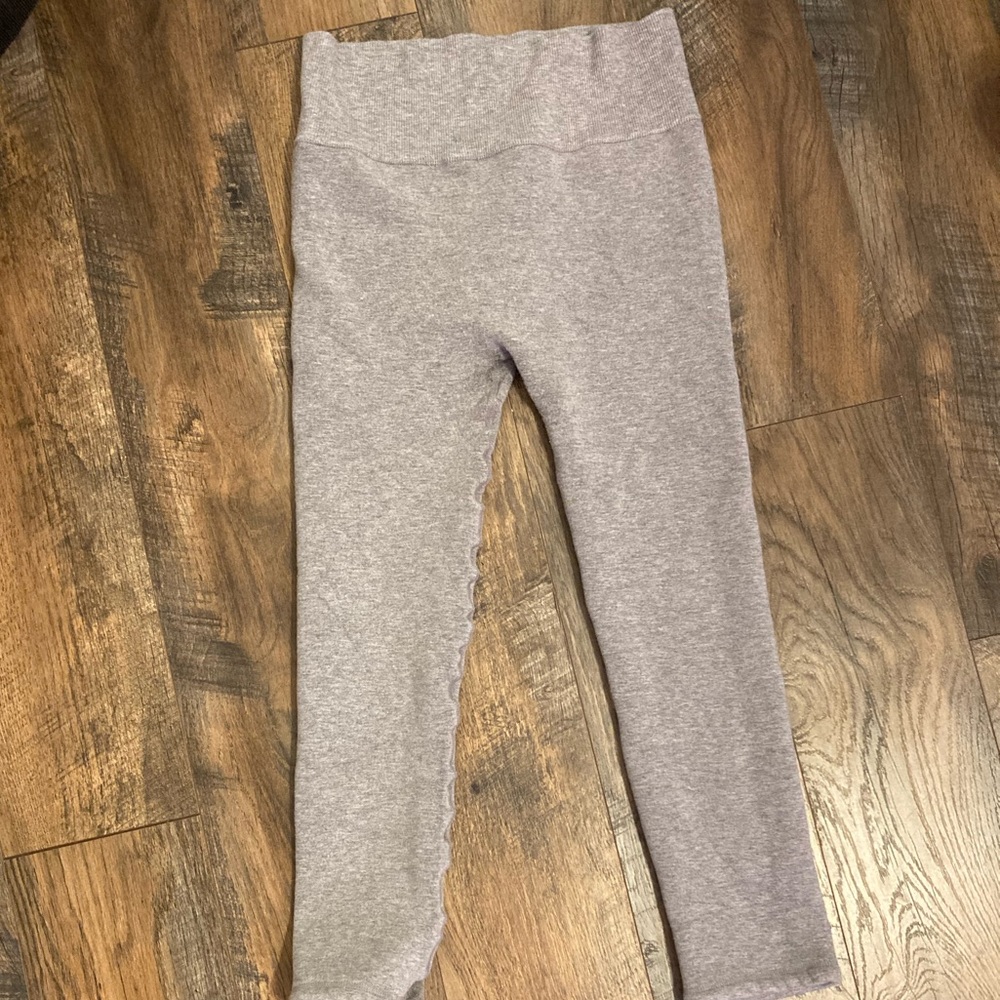 Grey insulated leggings